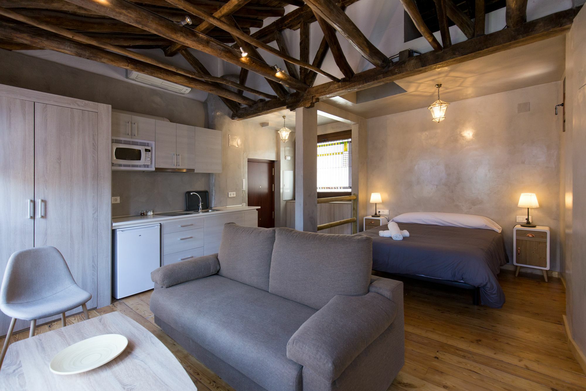 Los Lobos Suites Apartamentos Granada Kültér fotó
