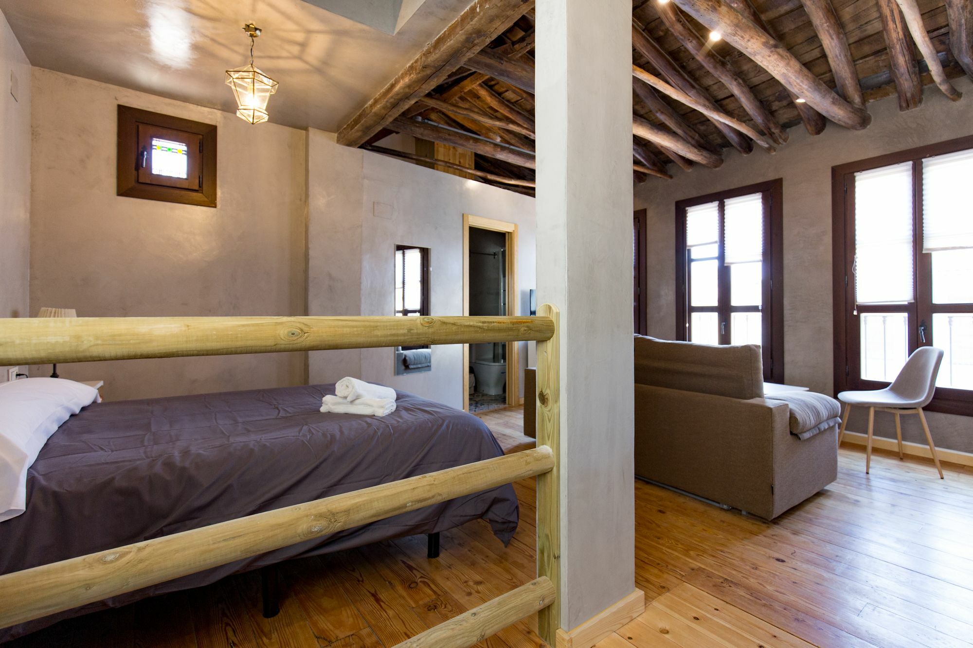 Los Lobos Suites Apartamentos Granada Kültér fotó